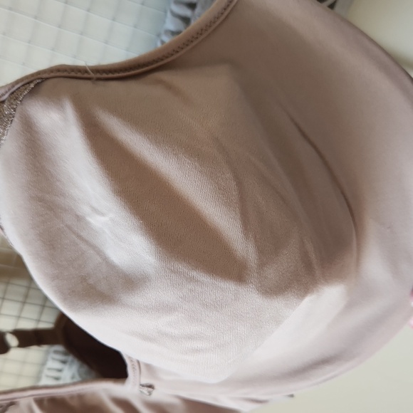 38DD Bali 3385 Passion for Comfort Minimizer Underwire Bra Nude‎ - Picture 4 of 15